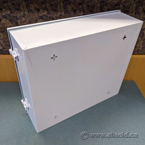 Cintas Mountable Metal First Aid Center 19 x 16 in. Allsold