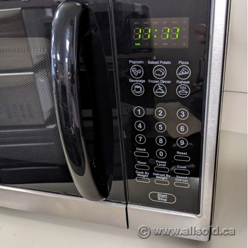 Danby Sunbeam Stainless & Black 1 cu. ft. Countertop Microwave