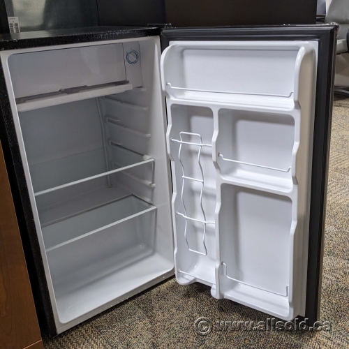 RCA 3.2 cu. ft. Mini Bar Fridge Refrigerator w/ Compact Freezer