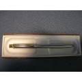 Sheaffer Ballpoint Pen Gift Boxed Silver / Gold