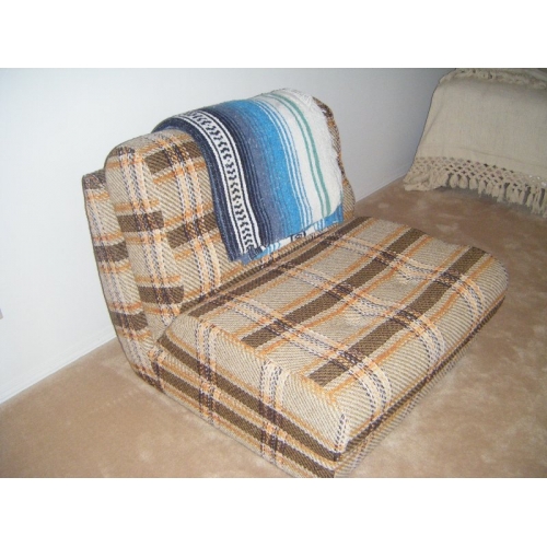 Fold Up Chair Converts to single Bed - Allsold.ca - Buy & Sell Used ...