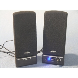 Insignia Computer Speakers with Headphone Jack