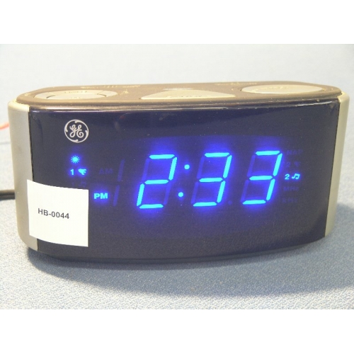 GE Dual Wake Alarm Clock with Radio Buzz Snooze Sleep Allsold.ca