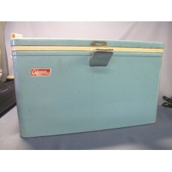 Coleman Cooler with Spout