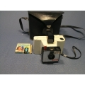 Vintage 1965 Polaroid Land Camera with Case & Bulbs