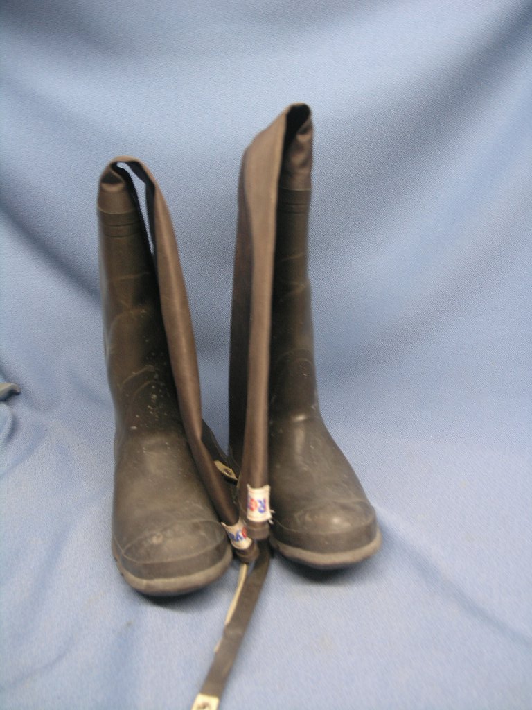 red ball hip waders