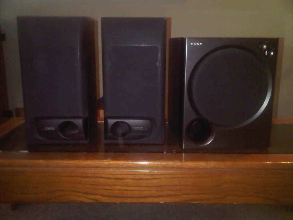 Kenwood Bookshelf Speakers Sony Sub Woofer Self Amplified