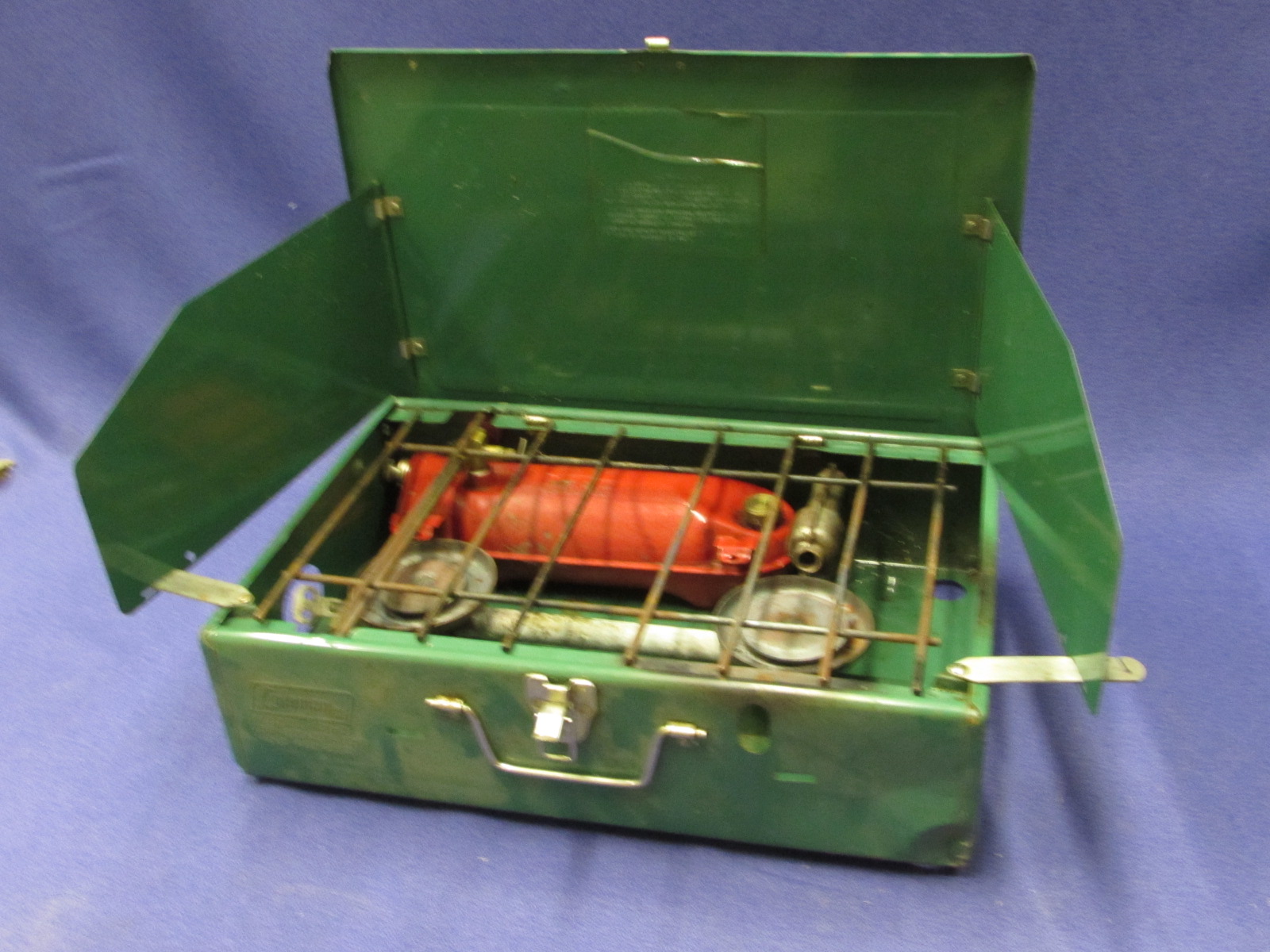 Coleman 2 Burner Camping Fuel Stove Model 421D - Allsold.ca
