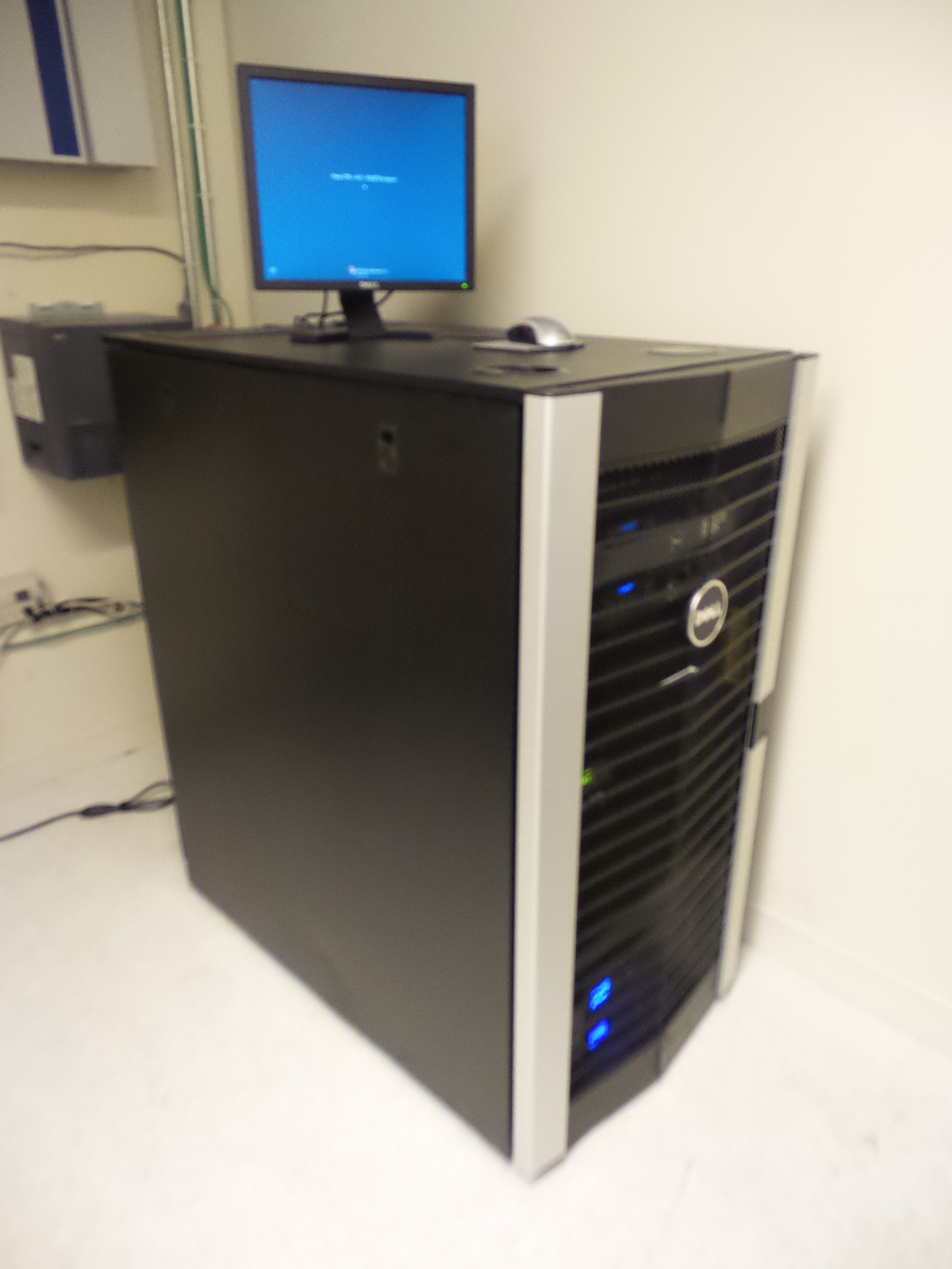 Dell PowerEdge 2420 24U Server Rack Enclosure W Dual UPS Allsold