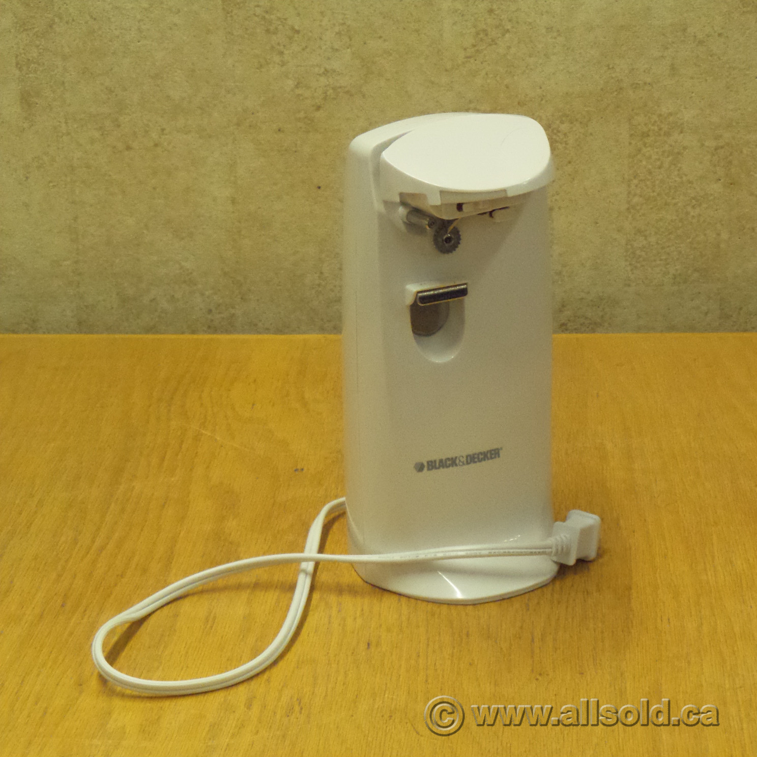Black & Decker EC475C White Electric Can Opener -  - Buy & Sell  Used Office Furniture Calgary