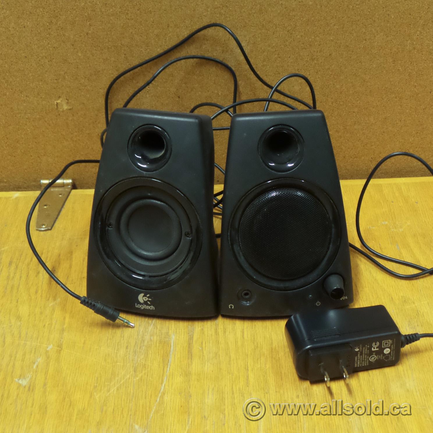 logitech z130 pc speakers