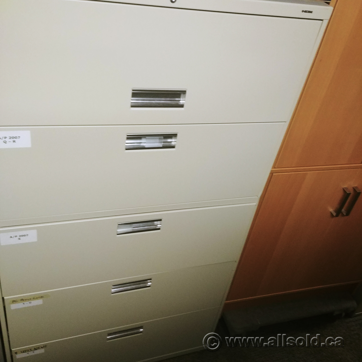 Hon Beige Flip Front Top 5 Drawer Lateral File Cabinet Locking Allsold Ca Buy Sell Used Office Furniture Calgary