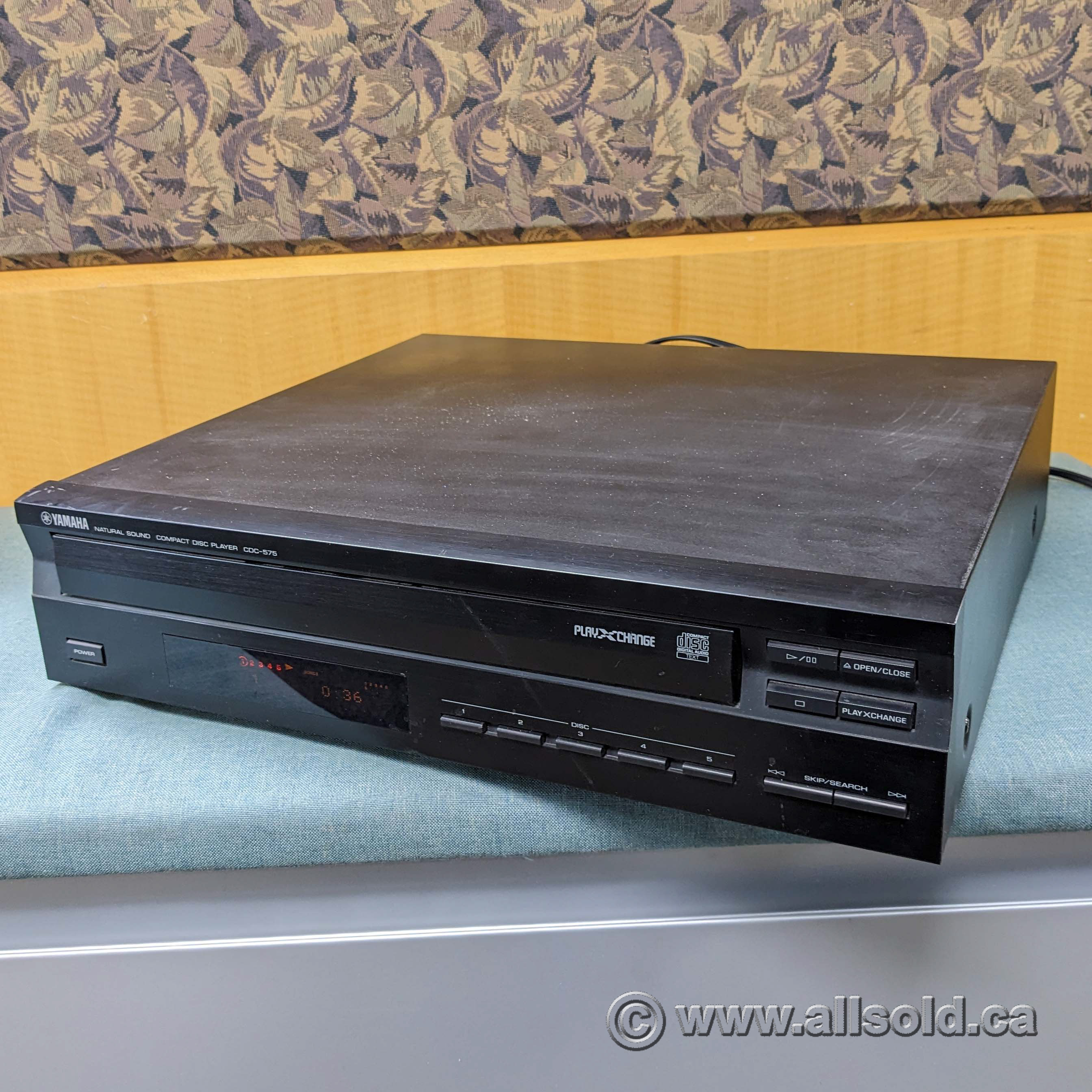Yamaha CDC-575 5 CD Stereo Player w/ Remote - Allsold.ca - Buy