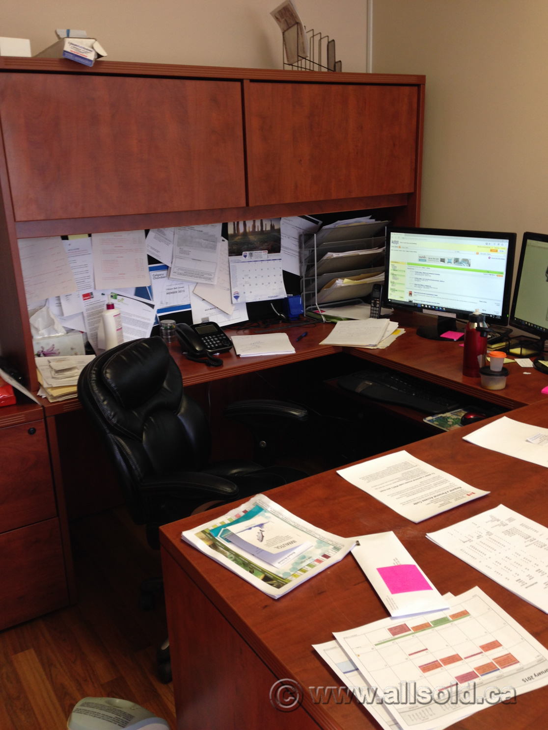 Autumn Maple Series 600 U C Suite Bow Front Desk Overhead