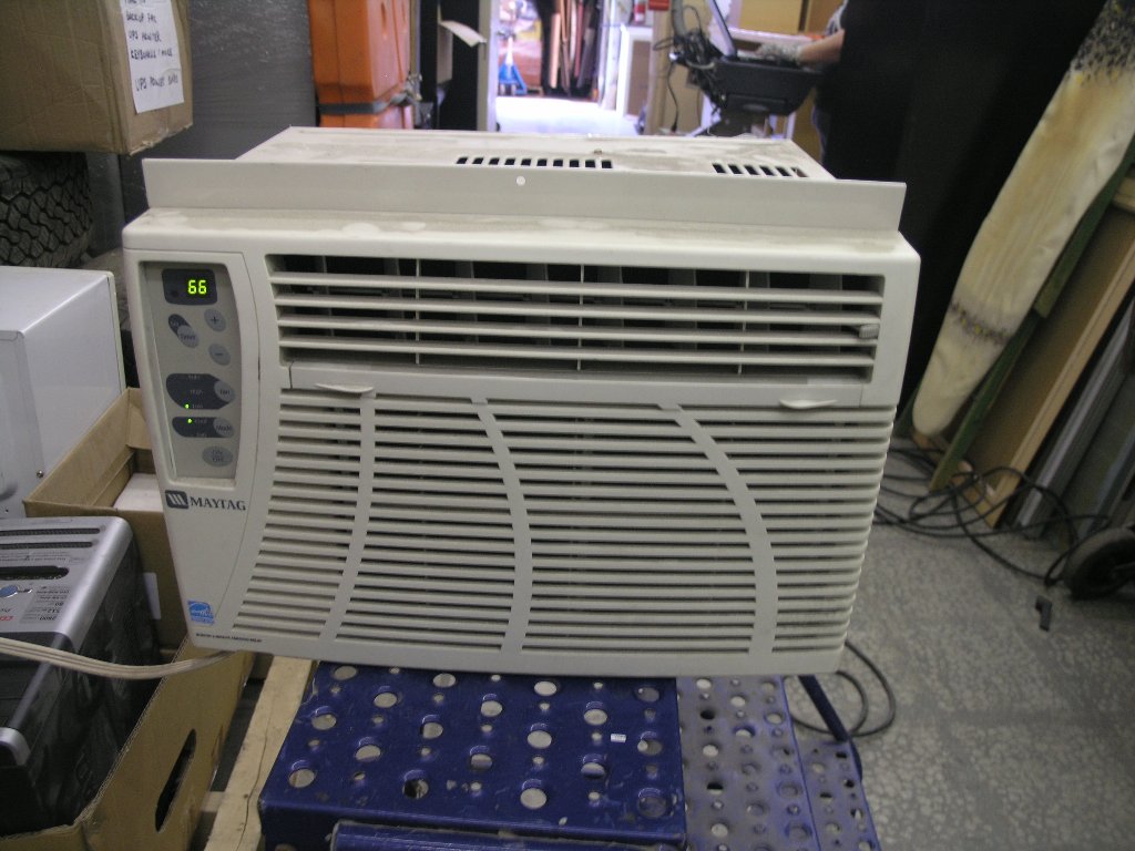 Maytag 6000 BTU Window Mount Air Conditioner m7x06f2da Allsold.ca