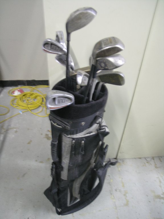 Set of RH Fairway Golf Clubs with Dynatour Golf Bag Allsold.ca Buy & Sell Used Office