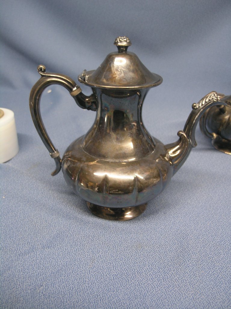 Silver Marlboro Plate EP Copper Canada Teapot Allsold.ca Buy & Sell