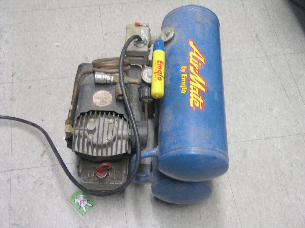 Airmate Emglo 1 1/2 HP Electric Air Compressor - Allsold.ca - Buy