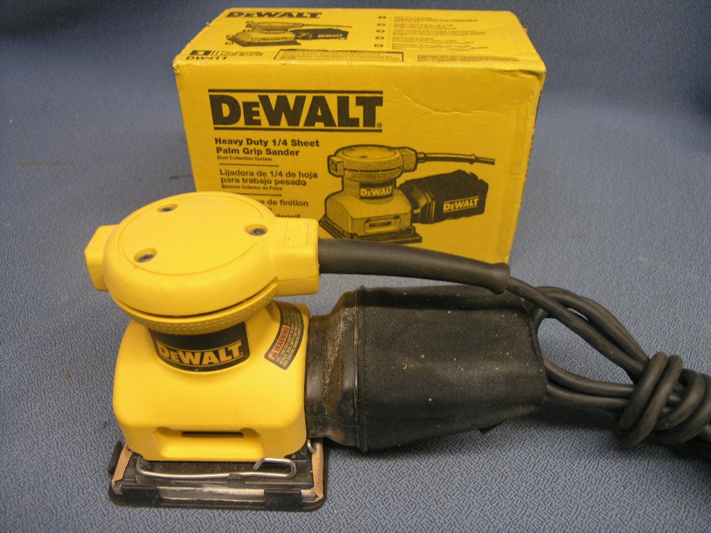 DeWalt Heavy Duty Cord 1/4 Sheet Palm Grip Sander DW411 Allsold.ca