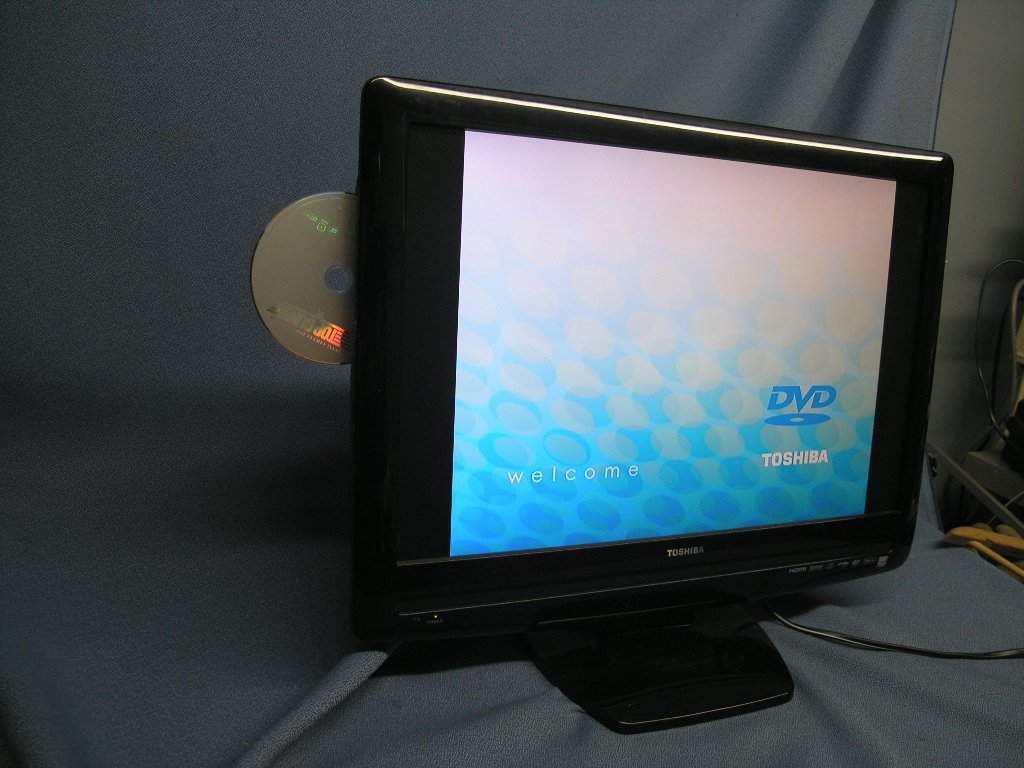 Toshiba 22" LCD Widescreen HDTV / DVD Combo 22LV505C DivX Allsold