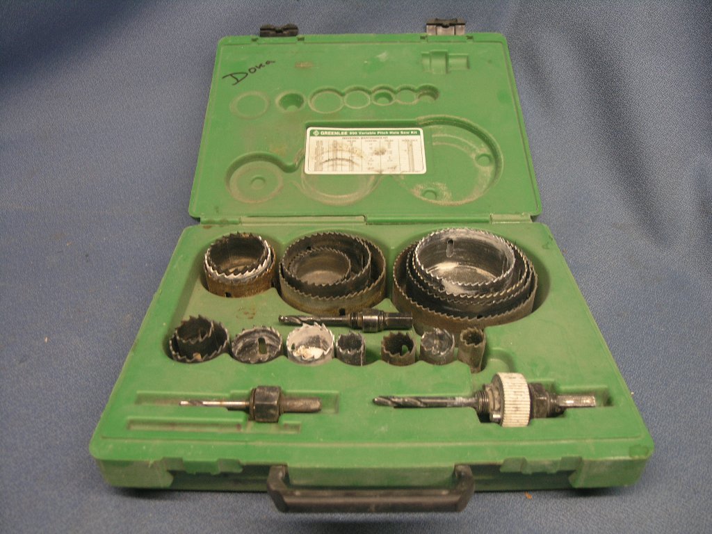 Greenlee 890 Industrial BiMetal Hole Saw Kit 3/4 Through 43/4