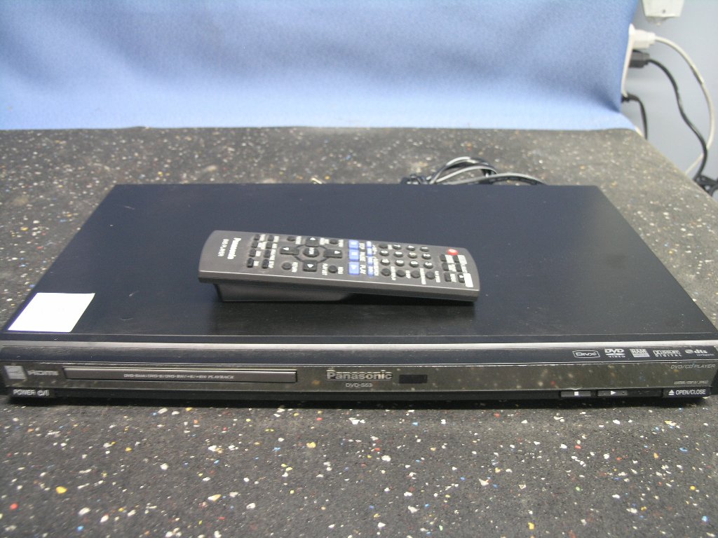Panasonic DVDS53 DVD Player HDMI Divx w Remote Control Allsold.ca