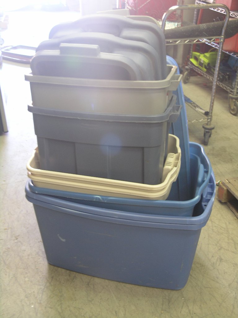 Lot of 8 Assorted Rubbermaid Containers Allsold.ca Buy & Sell Used Office Furniture Calgary