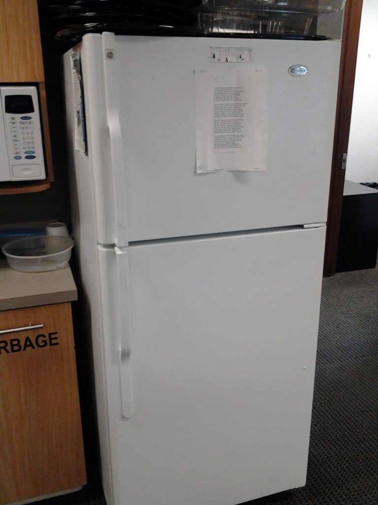 GE Evolution White Refrigerator Fridge w Top Freezer Allsold.ca Buy