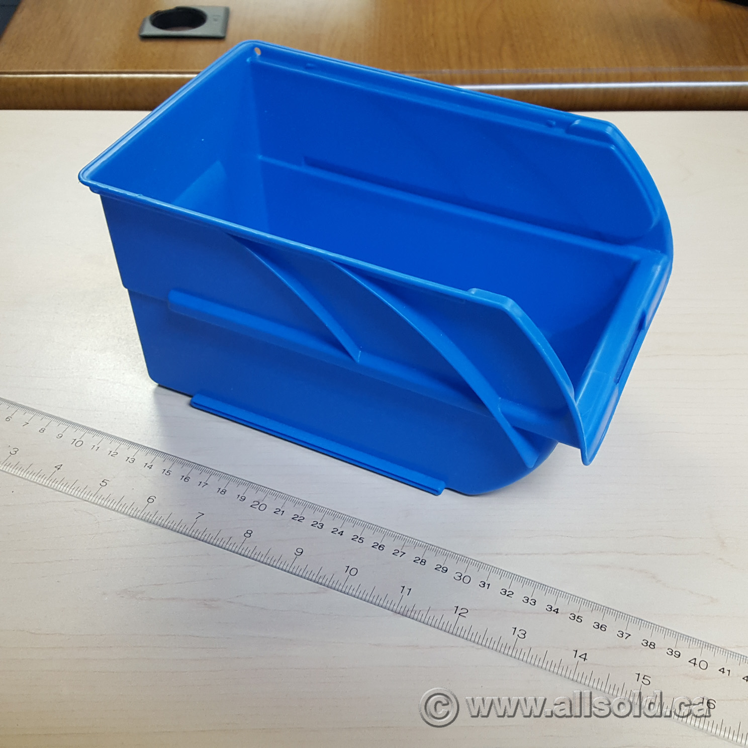 ZAG Parts Bin Blue Medium Allsold.ca Buy & Sell Used Office