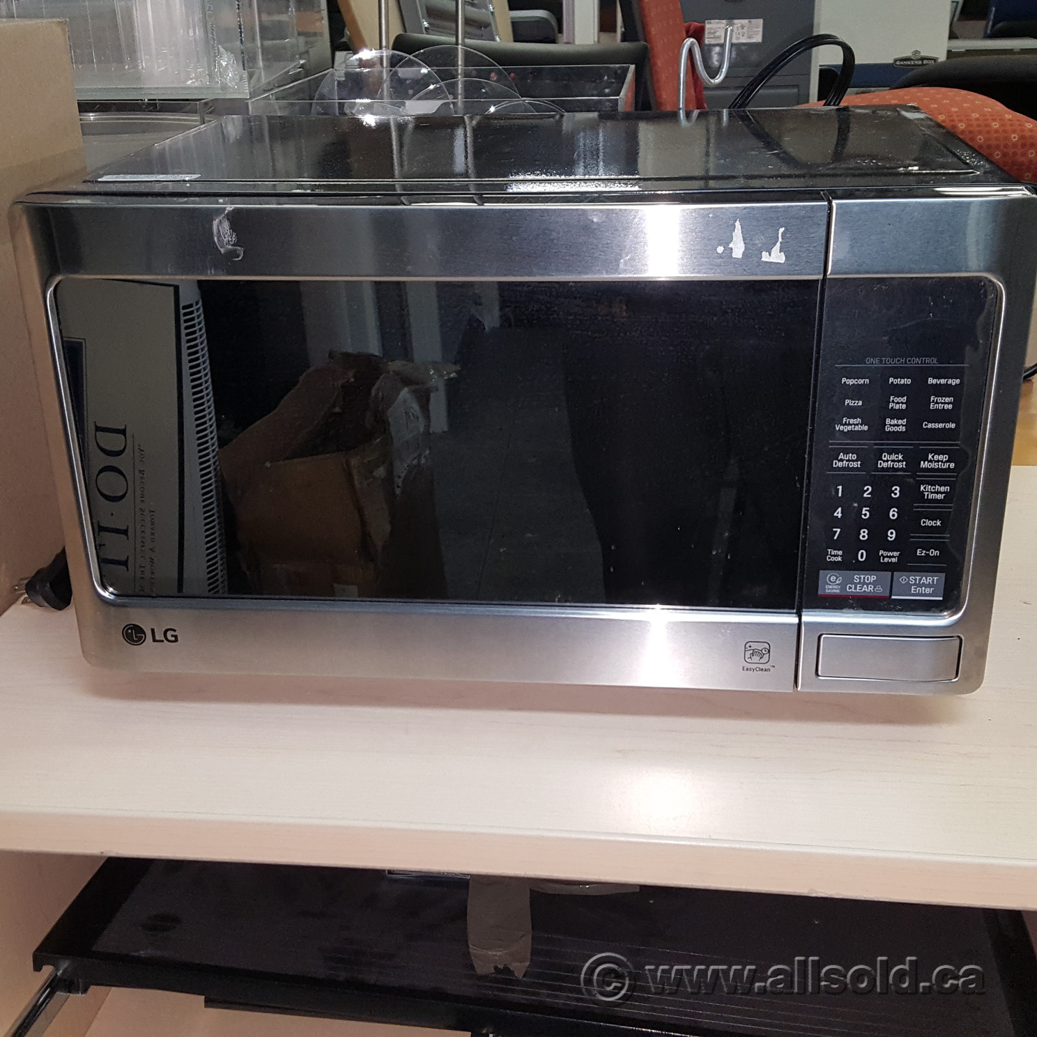 LG 1.5 cu.ft Counter Top Microwave w/ NeoChef Smart Inverter Allsold