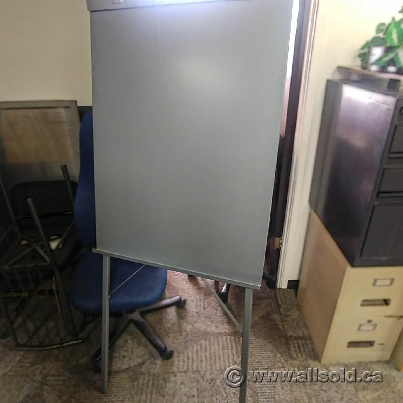 DaLite Flipchart Stand Paper Pad Easel Allsold.ca Buy & Sell Used Office Furniture Calgary