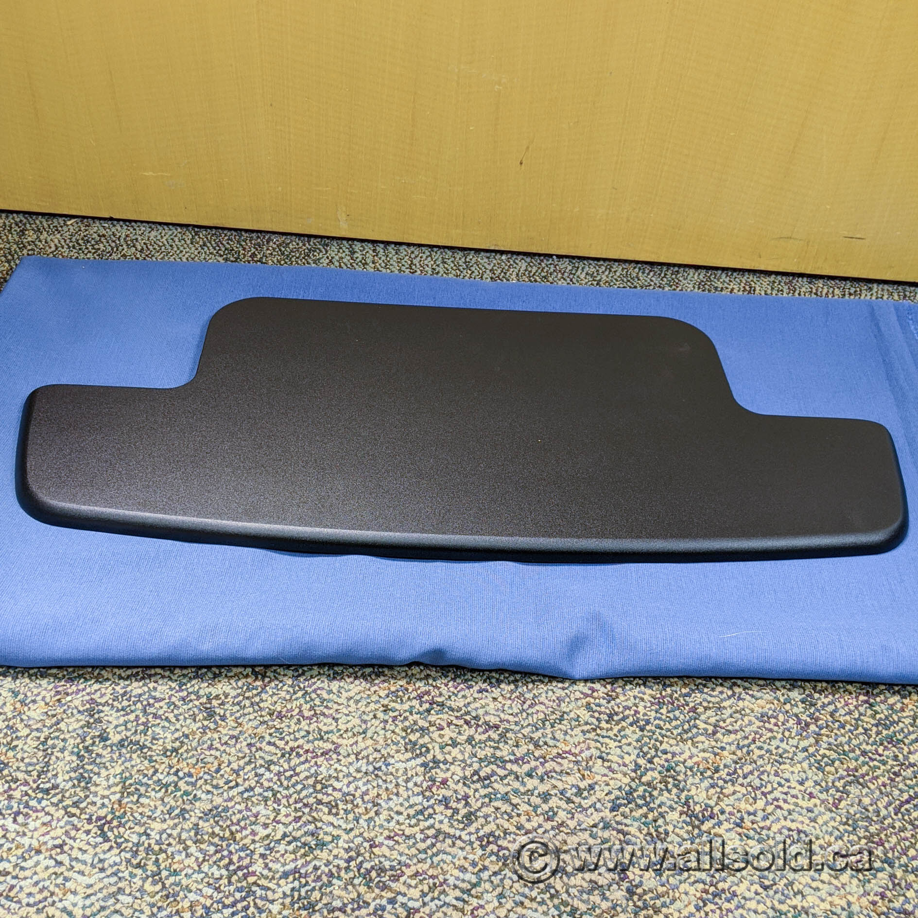 Varidesk Pro Keyboard Tray Top (No Hardware) Allsold.ca Buy & Sell