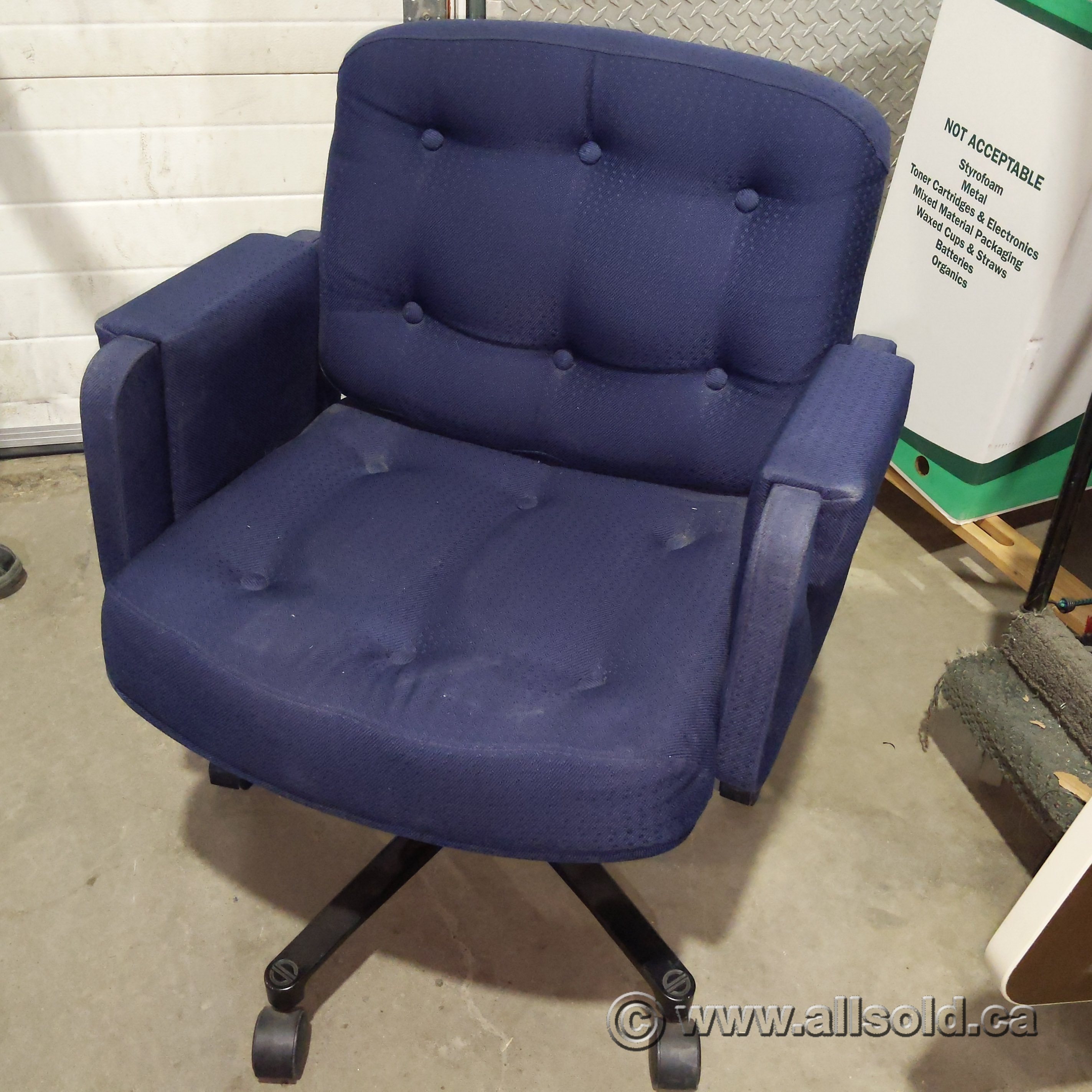 Wide Blue Rolling Office Chair - Allsold.ca - Buy & Sell Used Office ...