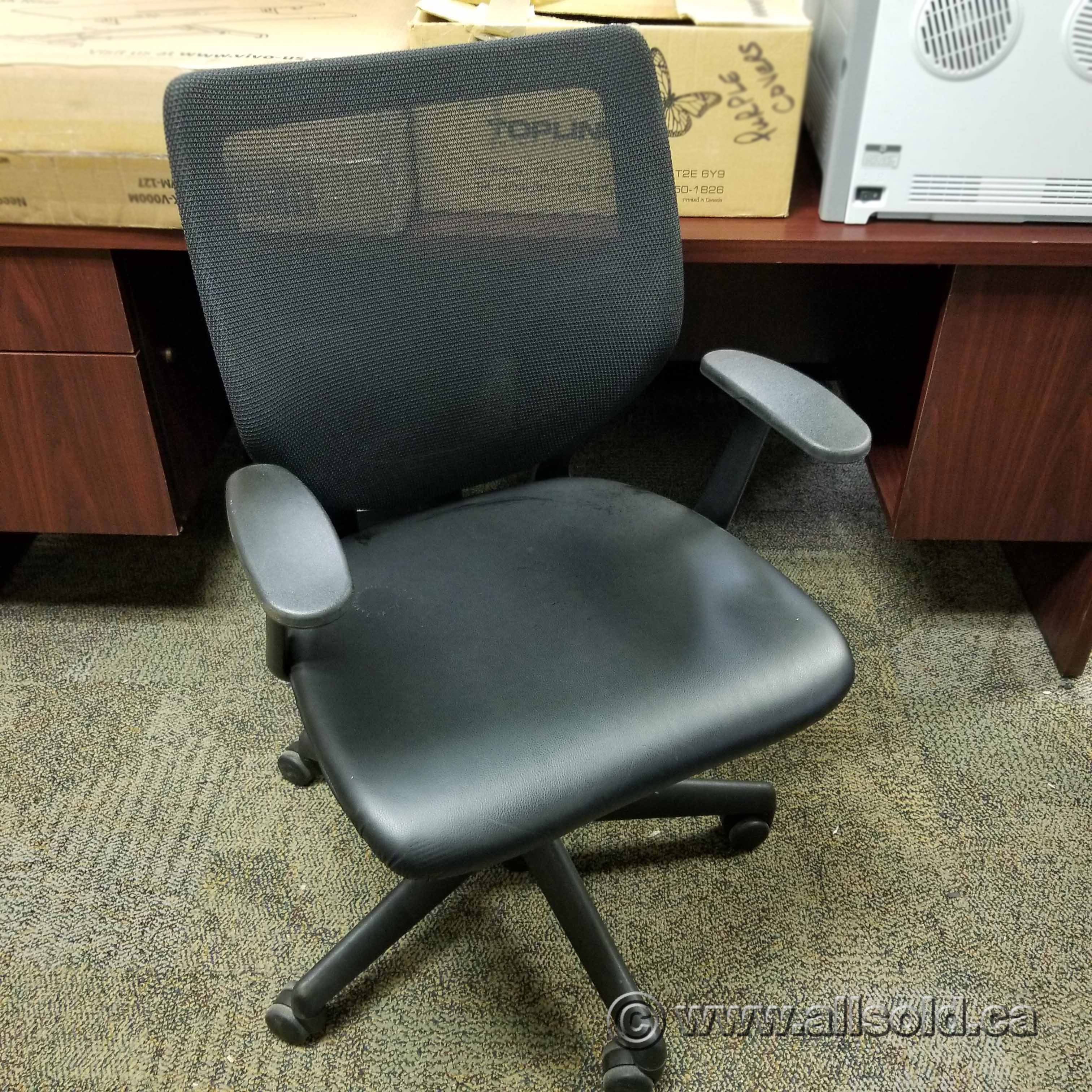 Keilhauer Black Mesh Leather Seat Task Meeting Chair w Fixed Arm Allsold.ca Buy & Sell Used