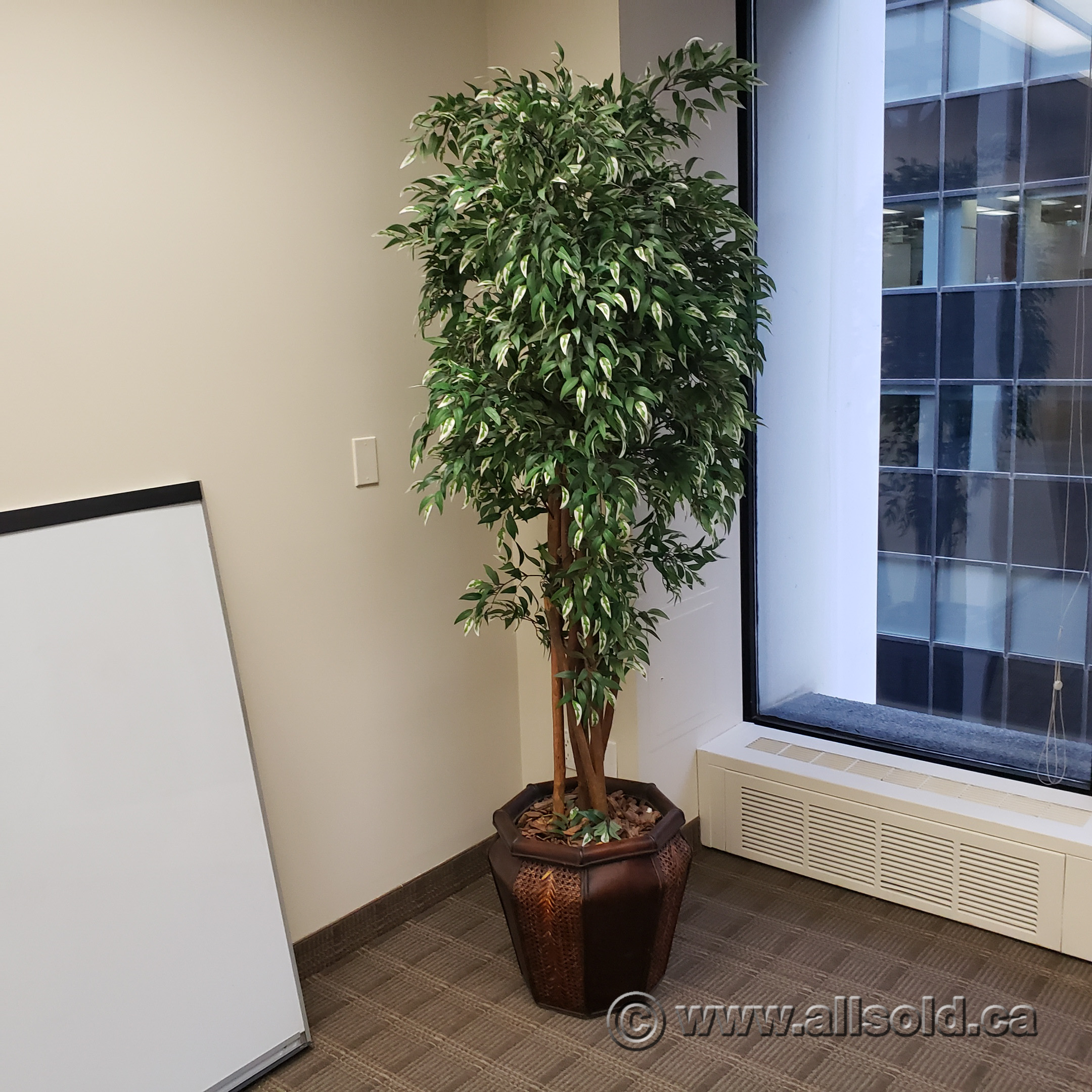 Tall Artificial Silk Plant w/ Large Vase Base Allsold.ca Buy & Sell