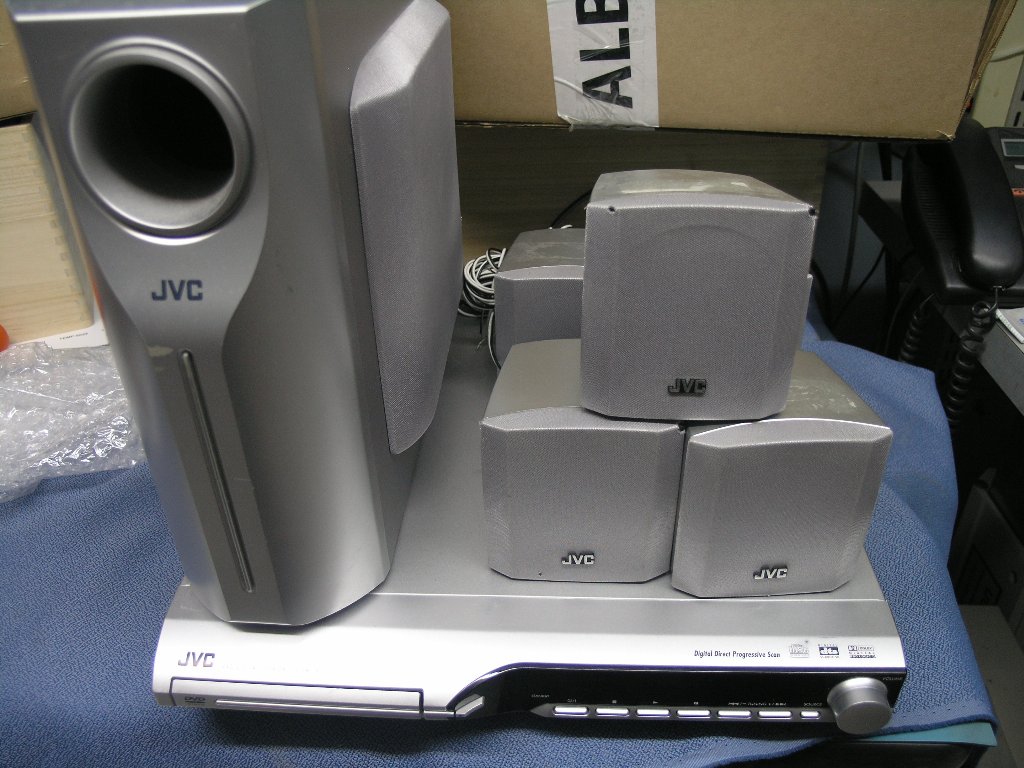 JVC System Digital Cinema DVD THS11 Complete Excellent